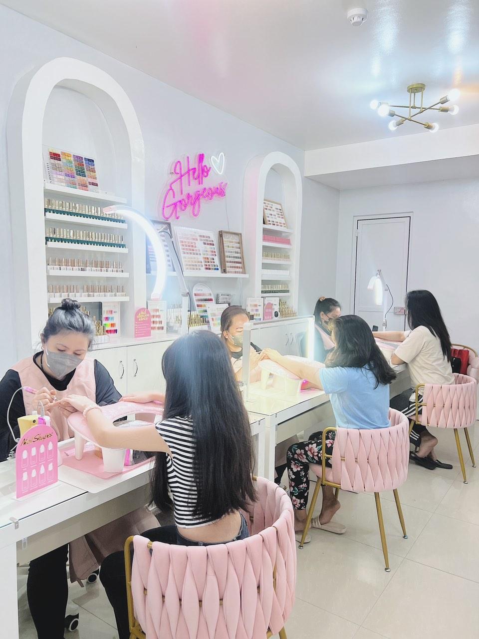 NaiLashes Beauty Lounge — photo 6