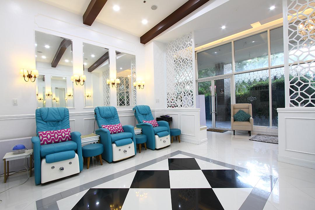 The Makeover Lounge photo 6