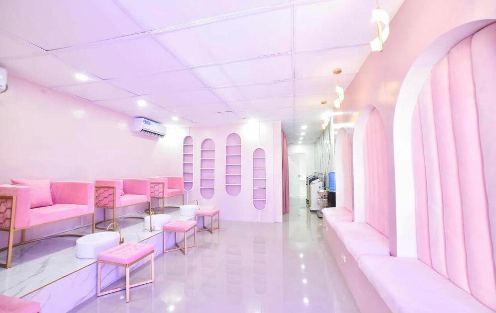 Jelly Foot Spa + Pedicure