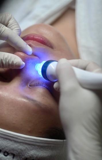 Hydrafacial Brightening for Dark Spots + Dull Skin
