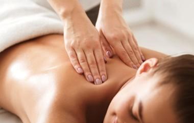 90-Min Swedish Massage w/ Aromatherapy Oils