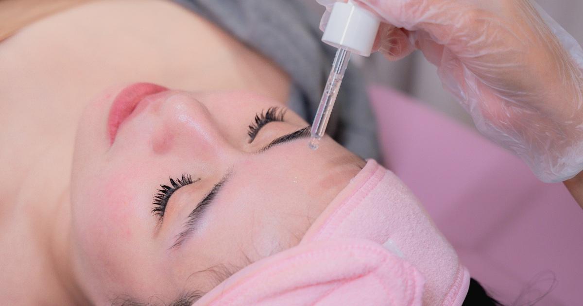 Korean Express Facial: Quick K-Glow with Facial Massage