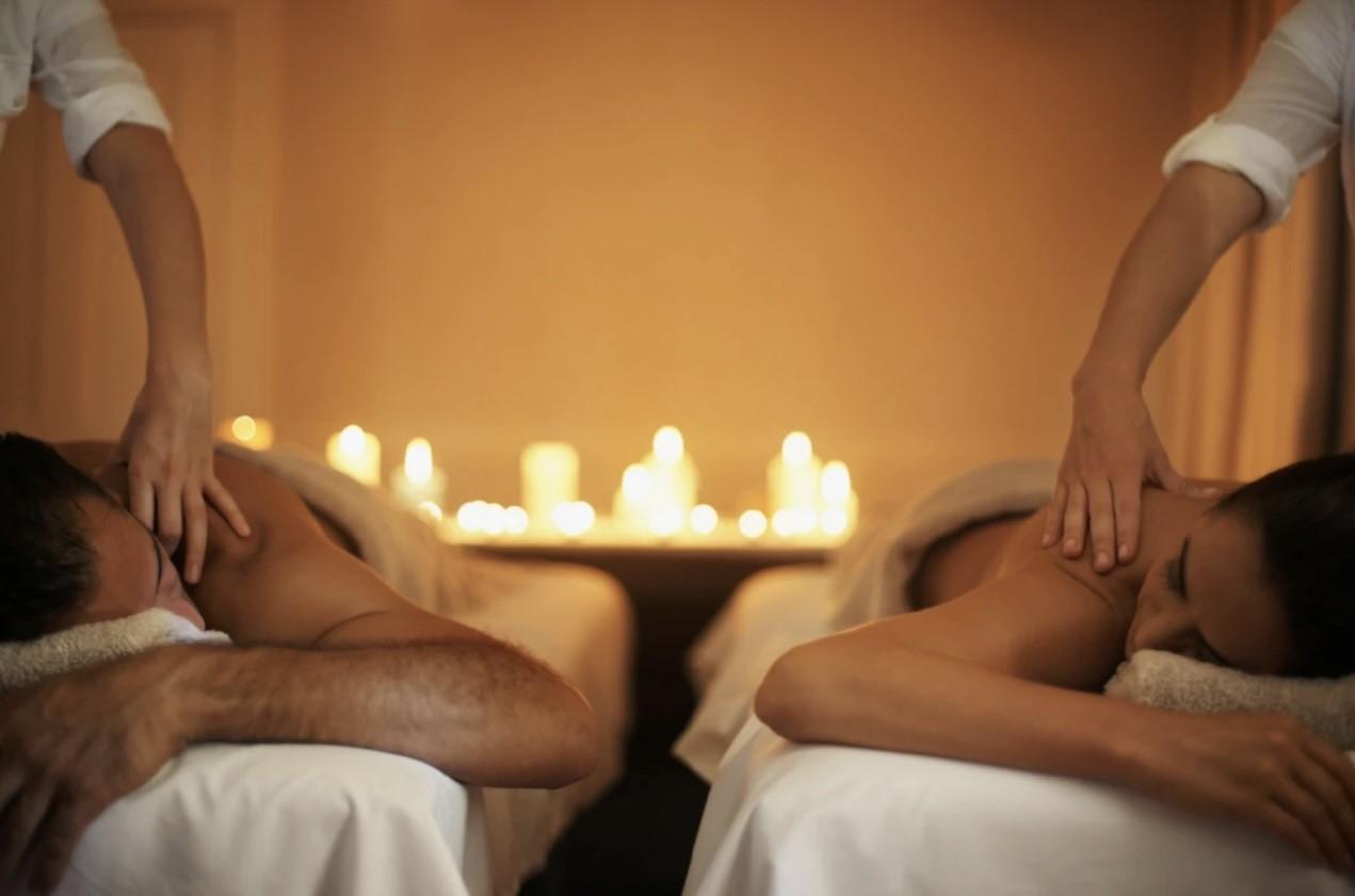 Couple's Massage 60-Min + FREE Hot Pack for Two