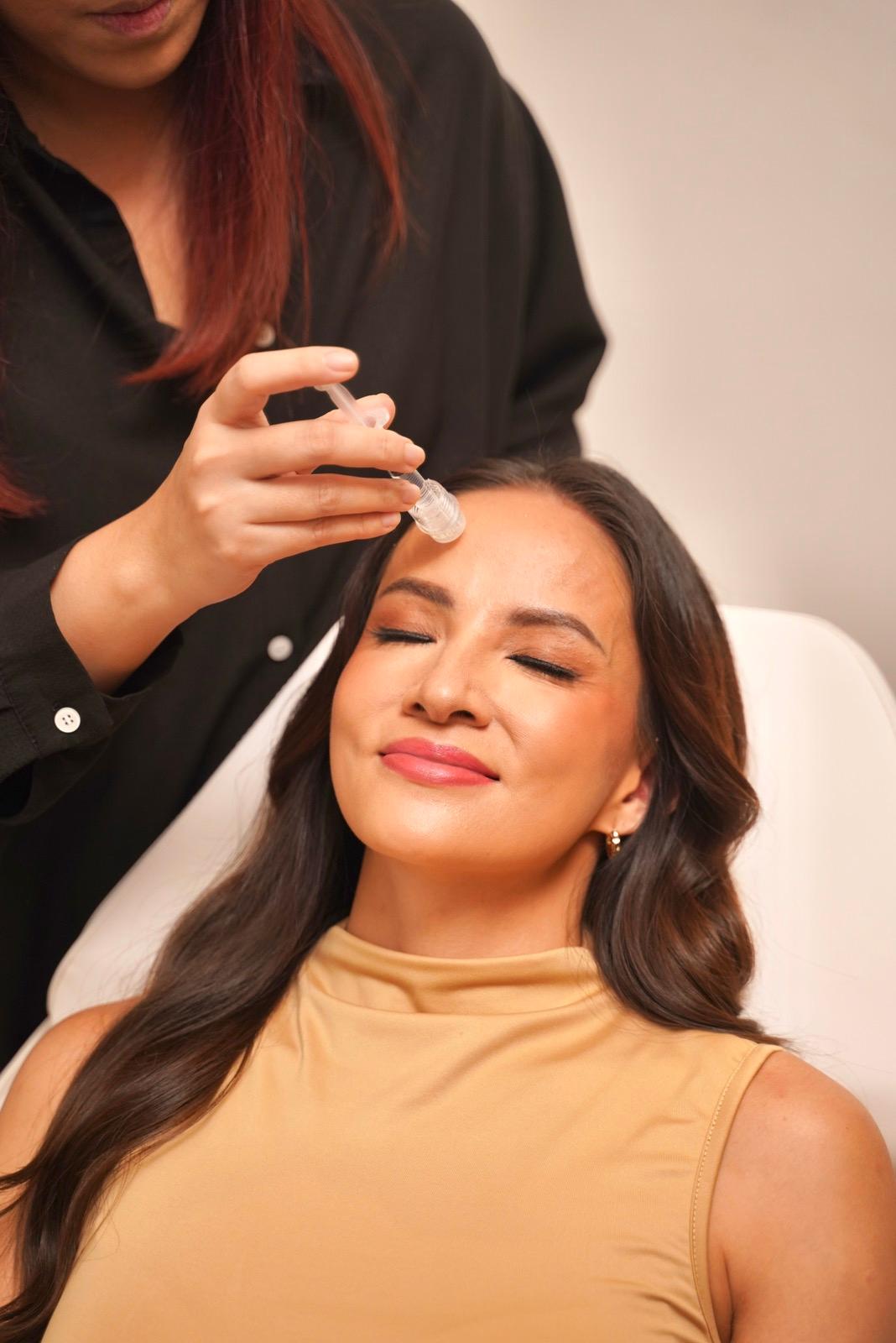Face Rejuvenation: Collagen Boost + Radiant Glow, 60-Min