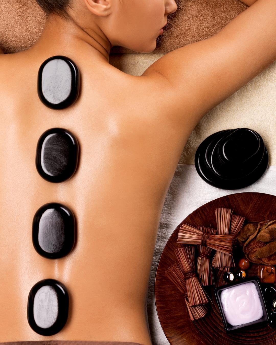 Hot Lava Stone Massage + Aromatherapy, 120 Mins